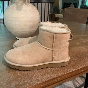 UGG Mini II Sand Color